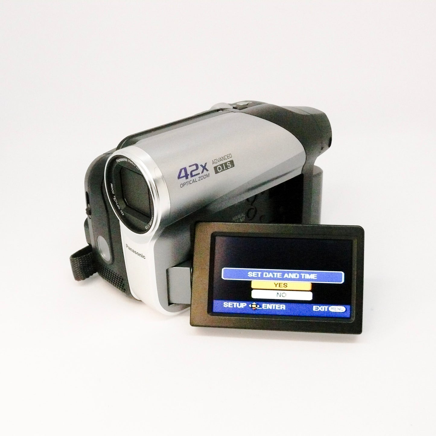 Panasonic NV-GS90 Mini DV Camcorder Kit