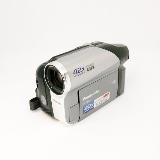 Panasonic NV-GS90 Mini DV Camcorder Kit